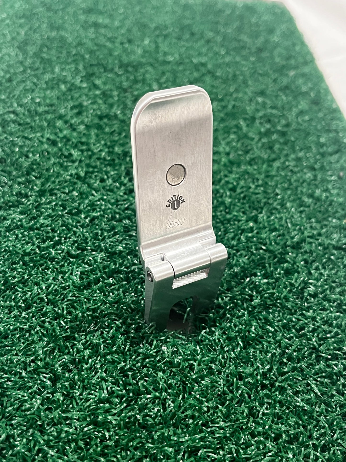 Folding Divot Repair Tool