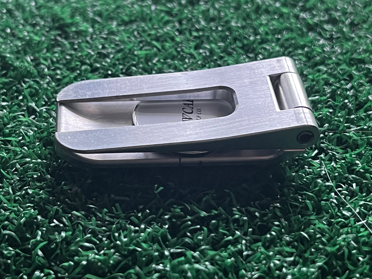 Folding Divot Repair Tool