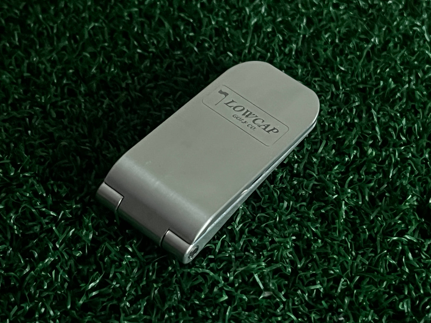 Folding Divot Repair Tool